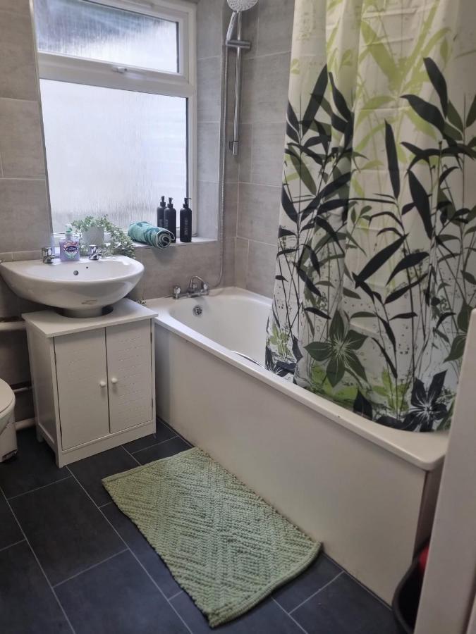 2 Bed Flat In Lambeth Appartement Londen Buitenkant foto