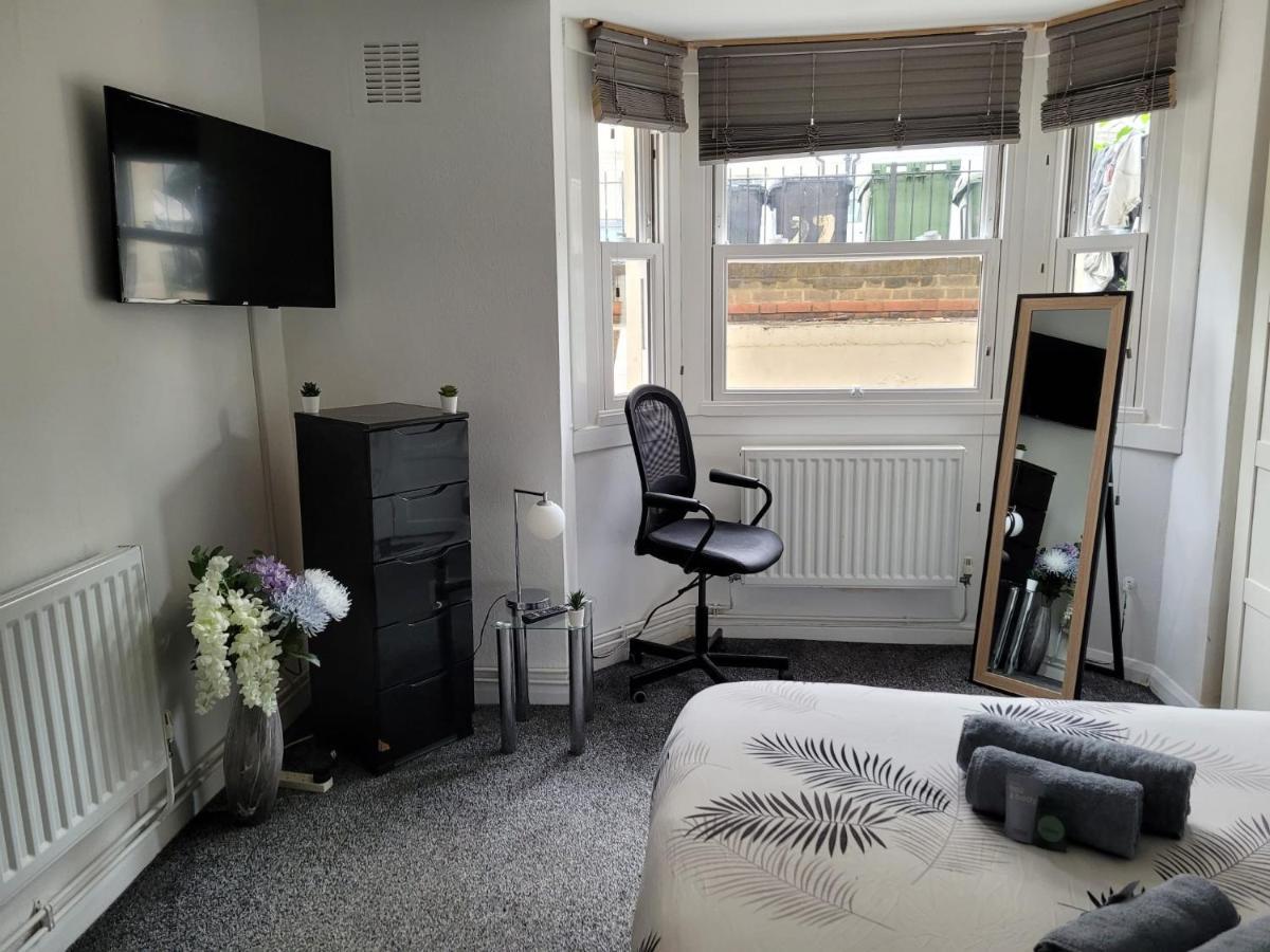 2 Bed Flat In Lambeth Appartement Londen Buitenkant foto
